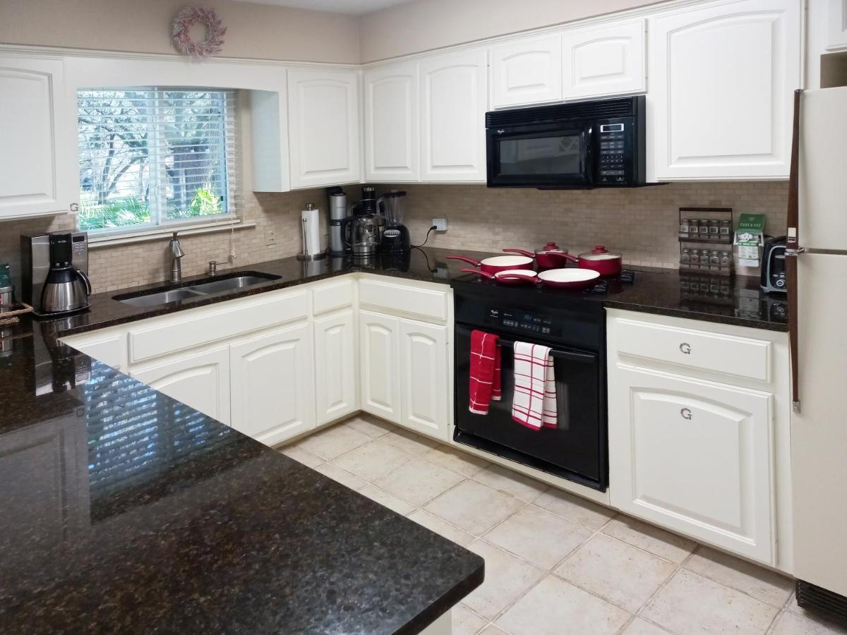 Apartamento King Bed In Relaxing Oasis, With Free Snack/Wi-Fi/Parking San Marcos Exterior foto